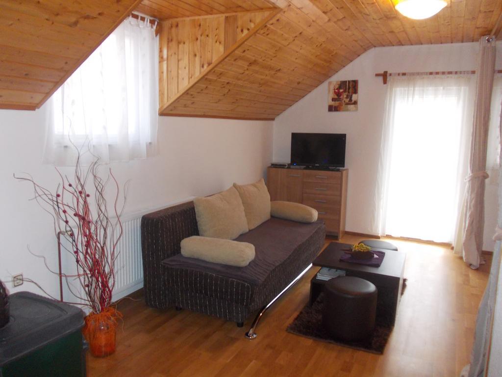 Apartments Pavlic Rakovica Exterior photo