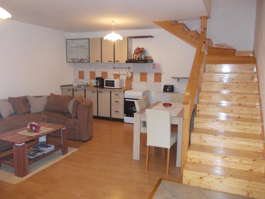 Apartments Pavlic Rakovica Exterior photo