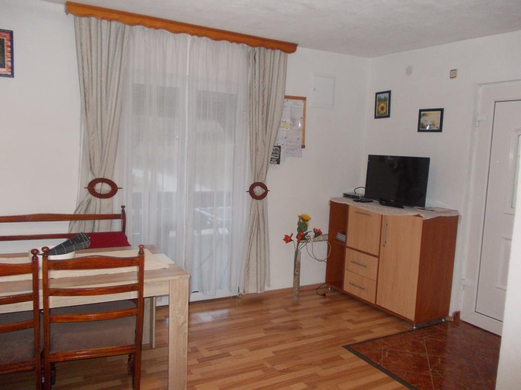 Apartments Pavlic Rakovica Exterior photo